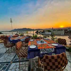 3* Hotel Mewar Haveli - At Pichola